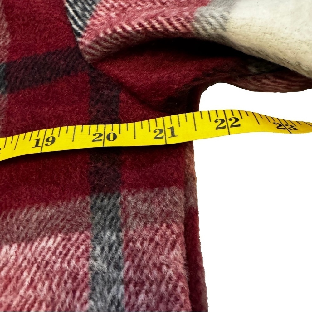 Flannel Shirt Jacket Shacket Coat Size XS Plaid Red White Black Cream Pockets - Picture 11 of 15